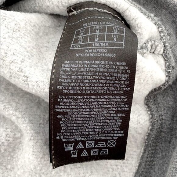 GUESS Long-Sleeve Animal-Print High-Low Sweatshirt - Picture 7 of 8